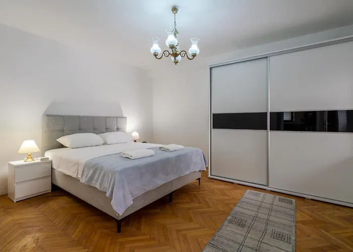 Апартаменты Quiet With Free Parking